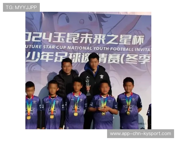 足球青训国际合作项目签约，本土教练获国际培训机会